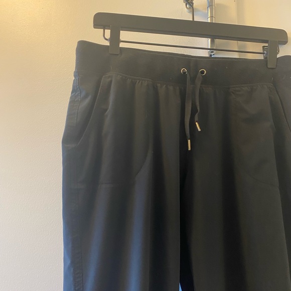 Athleta Attitude Jogger Pant Women’s Size 6 - Picture 7 of 16